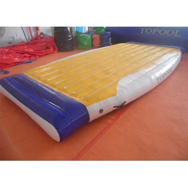 0.9mm PVC Attractive Inflatable Sports Games , Bungee Jumping Trampoline For Fun Games