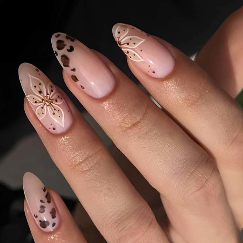 Nude Almond Pattern Press On Nails Retro Flower Leopard Print Fake Nails