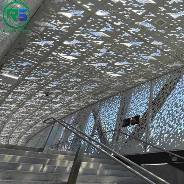 Irregular Perforated Metal Aluminum Ceiling Panel PVDF PPG Surface 2/3/4/5/6mm Thickness