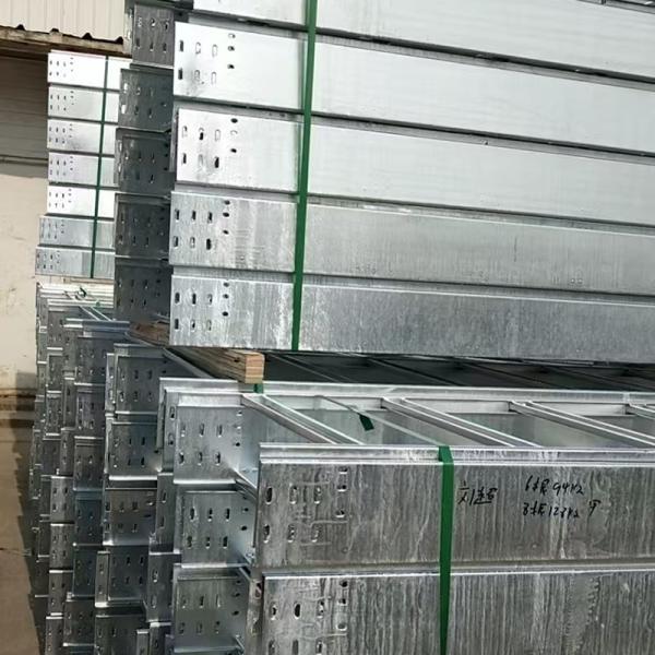 3m-6m Length Zinc Dip Coated Ladder Type Cable Tray 50mm Medium Duty Cable Tray