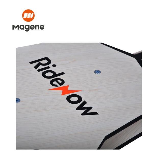 Mejorar el entrenamiento en bicicleta con Tacx Flux Compatible Bike Trainer y Rocking Board