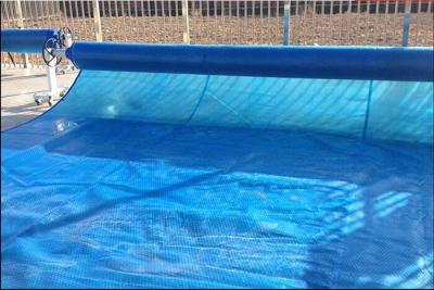 Anti - UV 100um 200um Swimming Pool Solar Cover Blue Color PE Bubble Blanket Solar Pool Cover