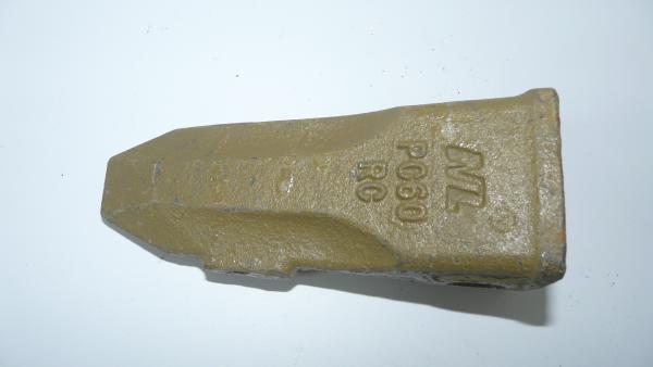 PC60 201-70-24140  Standard Pointed bucket teeth  Suitable For Komatsu 60 Style Machine
