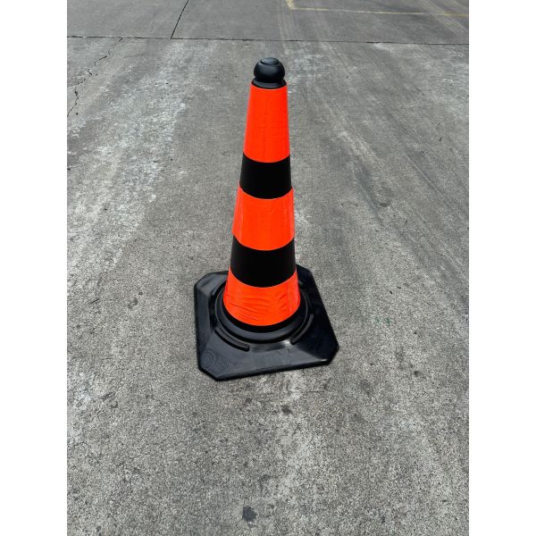 PE + Rubber Traffic Cone | 75cm (4kg) | Rubber Cones Road Warning Orange Black Cones Hot Selling Model for Israel & Palestine