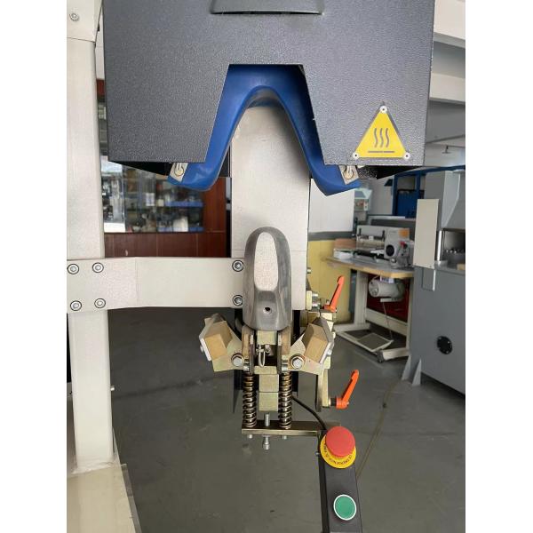 Automatic High Speed Shoe Moulding Machine For Back Heel Molding And Shaping