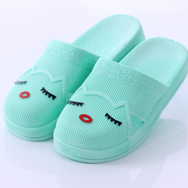 Summer Cute Closed Toe Sandals PVC Non Slip Beach Slippers For Women