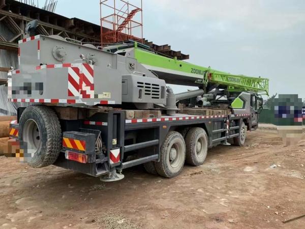Zoomlion 25 Ton Used Mobile Crane ZTC250H / ZTC251V / ZTC250A 3 Axles