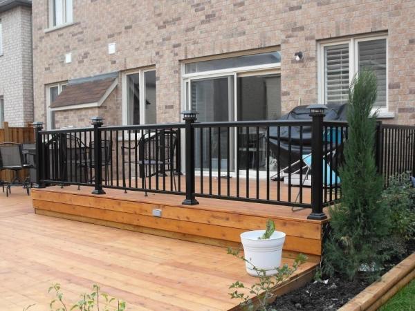High Durability Iron Balcony Railing Low Maintenance For Outdoor Villa