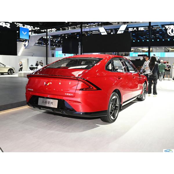 2024 Wuling Starlight 70km Standard Sedan Electric Ride-On Passenger Car Energy Vehicle