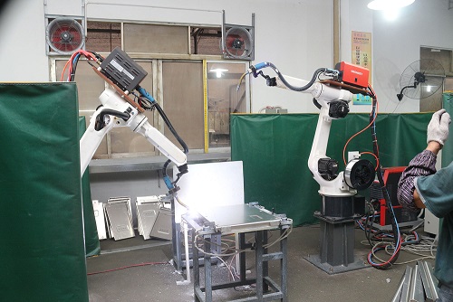 Сварочный аппарат дуговой сварки Миг алюминиевый промышленный робототехнический, робот заварки стула 6 осей алюминиевый