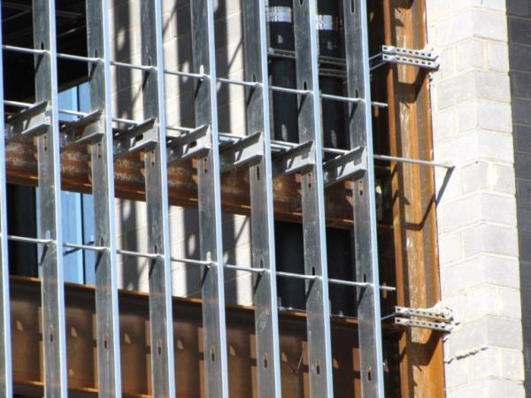 Cfs Curtain Wall Stud Steel Clip And Bridging Bracing DIN Standard