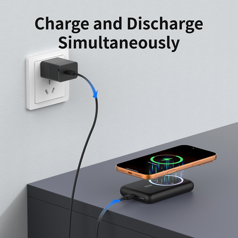 Compact Design 10000mAh Magnetic Wireless Power Bank, Type-C PD Input & Output, 5W/7.5W/10W/15W Fast Wireless Charging Portable Charger