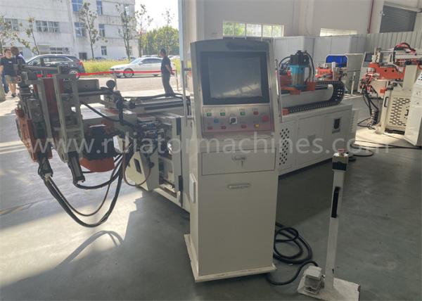 Machine de pliage de tuyaux entièrement automatique avec servo-entraînement électrique pour la production à haute charge