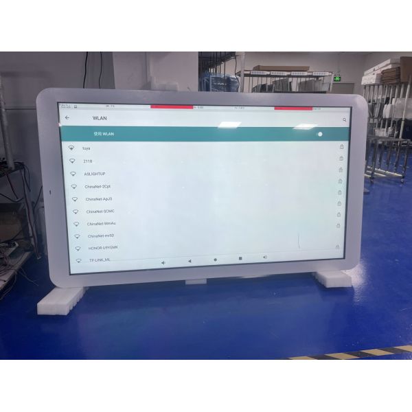 100 Inch 4K Outdoor Digital Signage with 3000Nits Brightness and IP65 Waterproof LCD TV