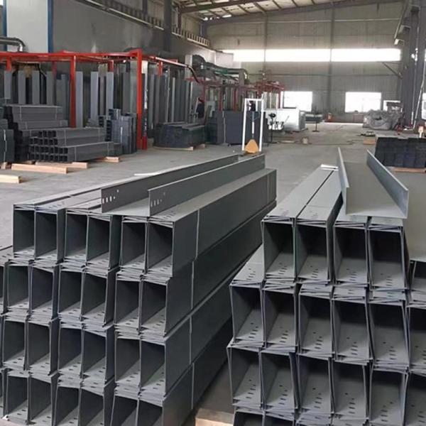 100mm Width Silver Solid Cable Tray For Wall Mount Installation In Silver Solid Bottom Tray