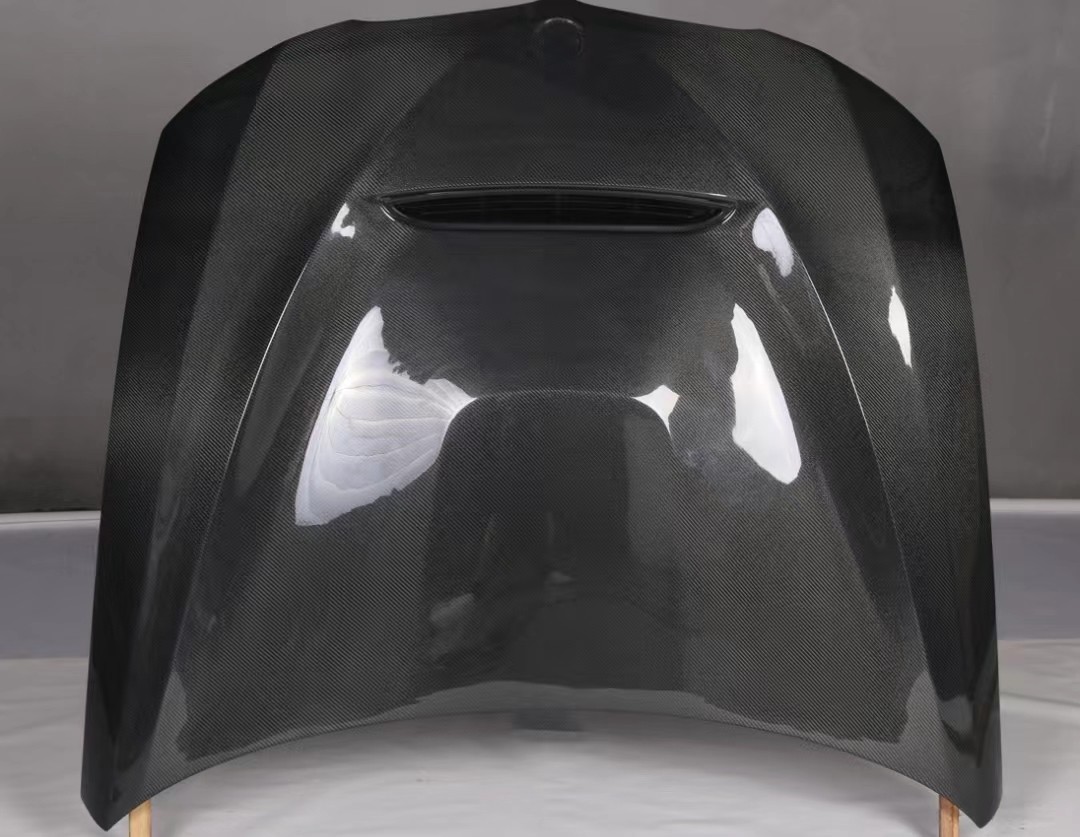 Lightweight Carbon Fiber Hood for BMW E92 M3 V Modification Durable and Year 2005-2013