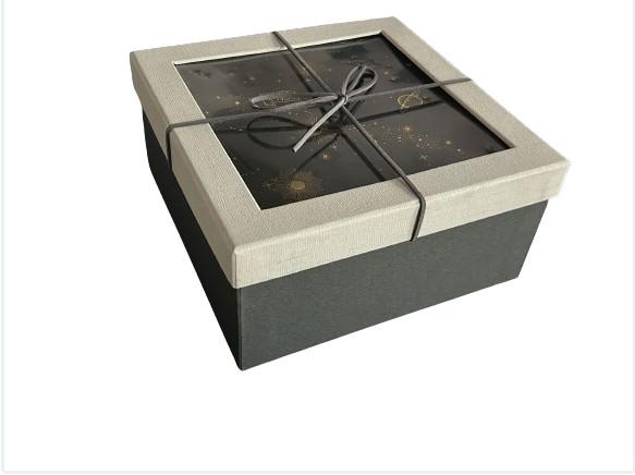 Luxury Window Gift Box Custom Size Satin Finish For Special Gifts