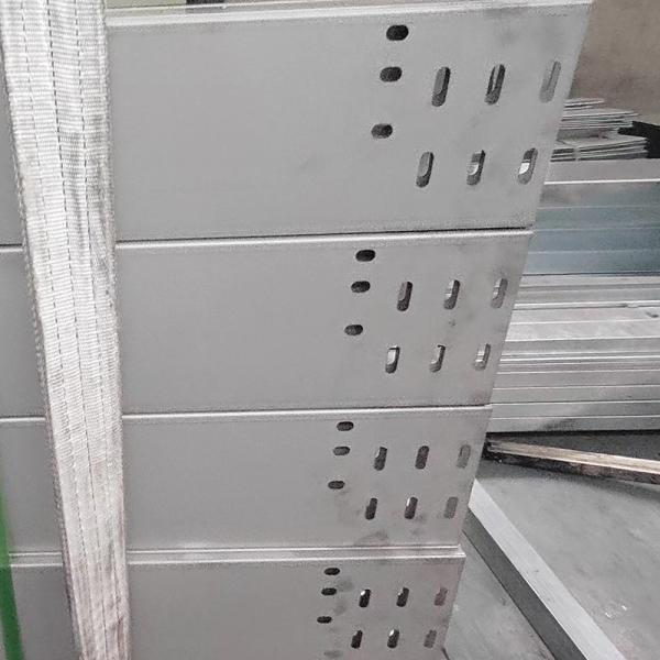 1.2mm-2.5mm Thickness Industrial Cable Tray Durable Solution For Cable Management