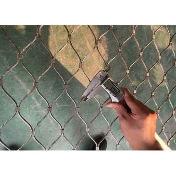 3mm Rope diameter Bear 200KG Weight Ferruled Type Wire Rope Net for safety protection