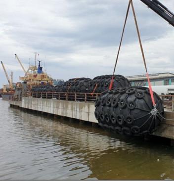 Proteção Marine Floating Fender do navio