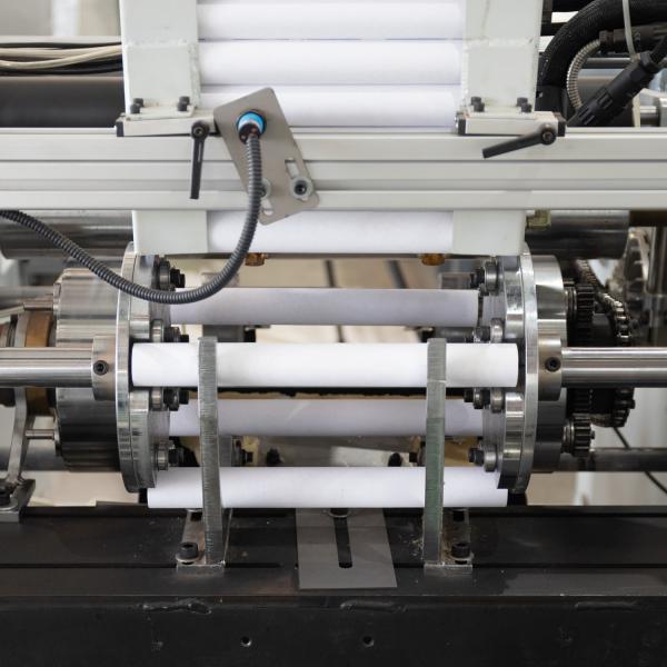 Professional Manufacture Automatic 4 Shafts Baking Paper Rewinder with Aluminium Foil