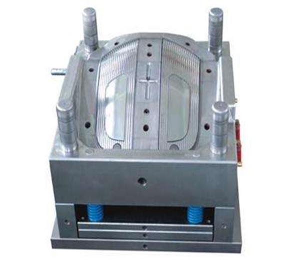 LKM PMMA Headlight Molding 2343 Injection Molding Automotive Parts