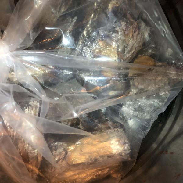 El lingote de cobre de la aleación principal del circonio del CuZr50% para el cobre basó las aleaciones principales