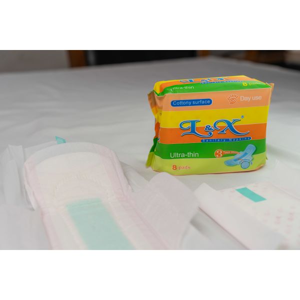 Regular Absorbency Women Sanitary Napkins Disposable Unscented Comfortable Soft Pads Providing Sensitive Skin Protection