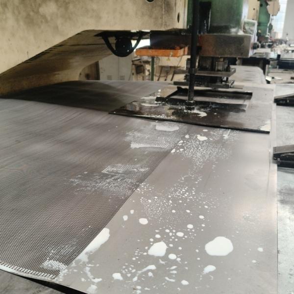 Square Hole Shape Powder Coated Perforated Metal Plate Durable Expanded Mesh Solutions