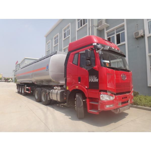 3 Axles Steel Fuel Tank Truck Trailer , Oil Tank Truck For Transportation