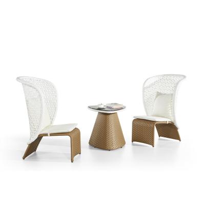 Height 70cm Width 60cm Wicker Rattan Side Table , Rattan Patio Coffee Table Luxury