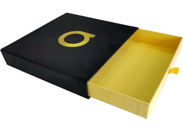 Black Paper Sliding Drawer Gift Boxes Foil Gold Embossed Logo For Clothing