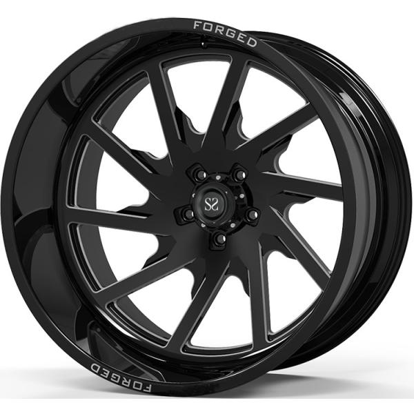 С чернота лоска 24кс12 и 24кс14 оправ Рад подвергла глубокую губу механической обработке подгонянная оправа колес 4кс4