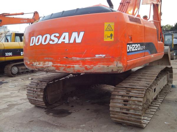 USED DOOSAN DH220LC-7 Excavator For SALE CHINA At lowest Price