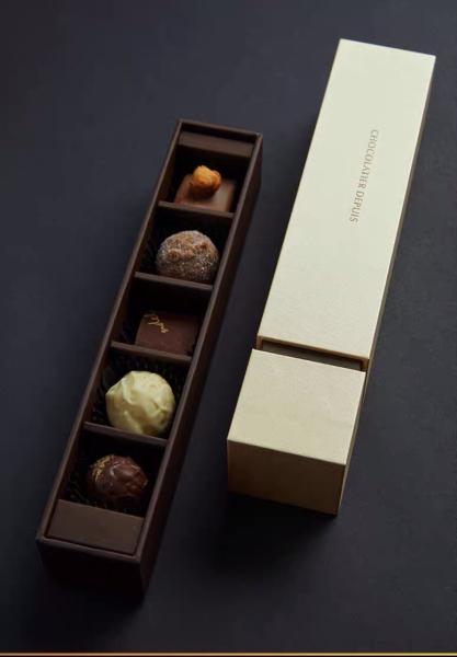 Drawer Type CMYK Christmas Sweet Boxes Empty Assorted Truffle Cardboard Holiday Candy Gift Boxes