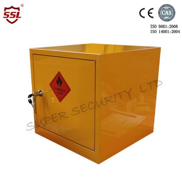 Adjustable Shelves Hazardous Storage Cabinet Security Lock For Lab Chemical Store