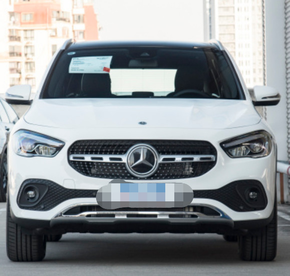 Mercedes-Benz 2023 GLA 200 version 5 Door 5 seats