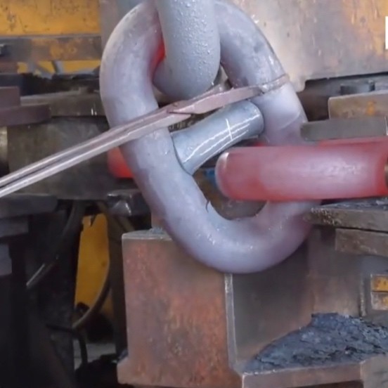 137mm U3 Spray Paint High Strength Alloy Steel Stud Link Ship Anchor Chain