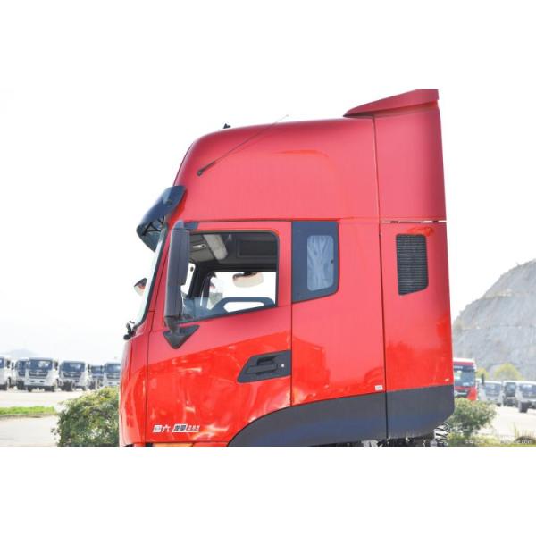 Half a Row Seat Rows Dongfeng Tianlong KL 385 HP 4X2 Tractor Trucks with Touch Screen