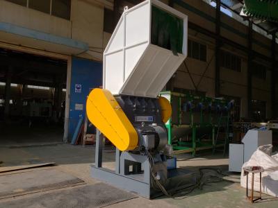12pcs Rotating Blade 55kw Plastic Crusher Machine