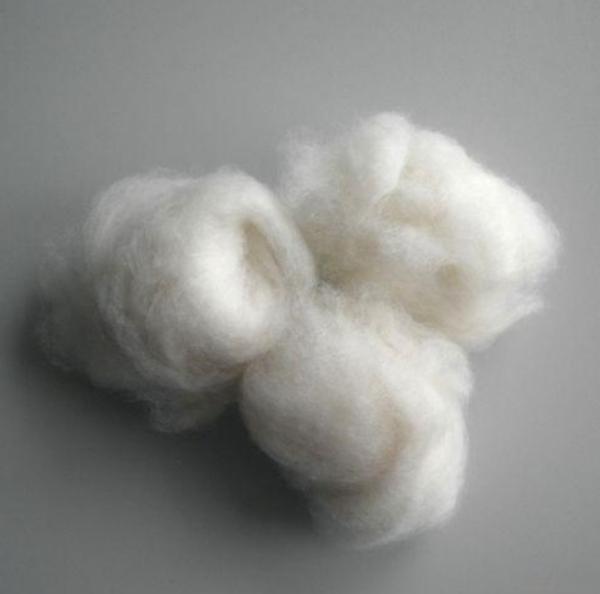 Le produit est fabriqué à partir de fibres de nylon 66 à base de fibres 1.5D-30D virgines PA66