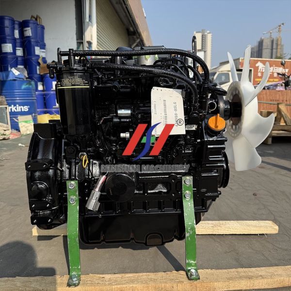 Yanmar 4TNV88-BSLG - A 4-cylinder Diesel Engine For Mechanical Engineering Power.