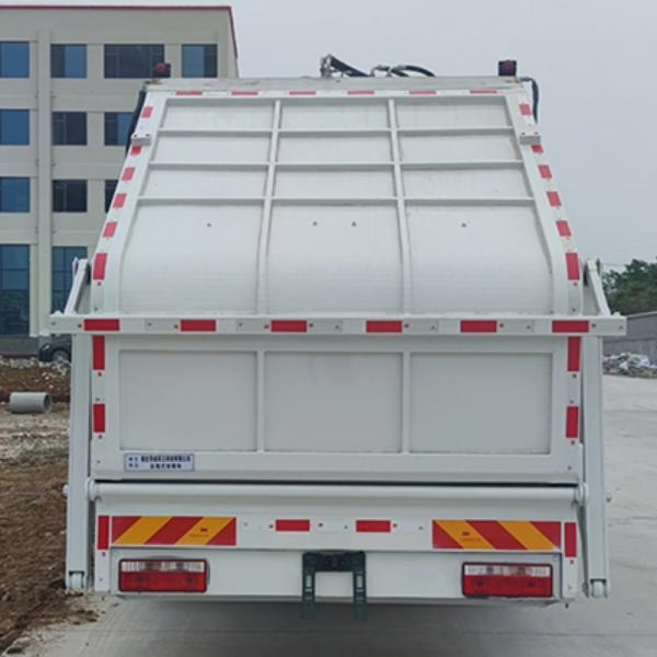 Municipal Sanitation Garbage Compactor Truck 89km/H Maximum Speed