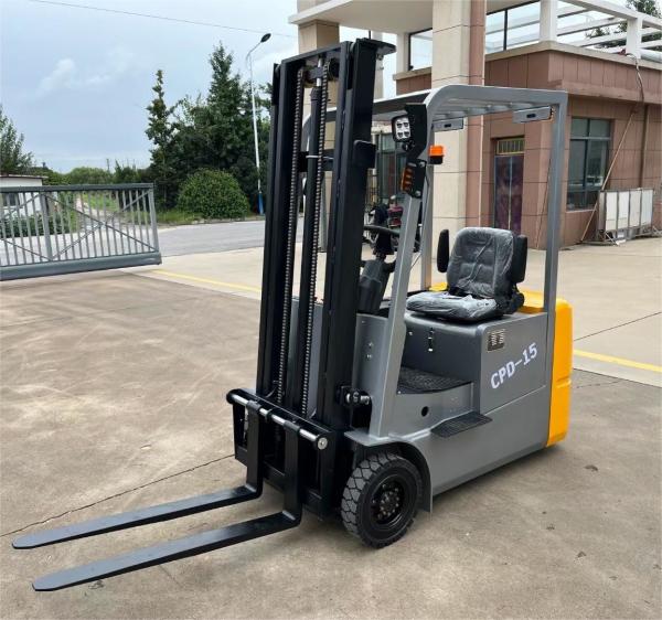 Front Drive 3 Wheel Electric Forklift KAD 500mm Electric Walkie Pallet Truck