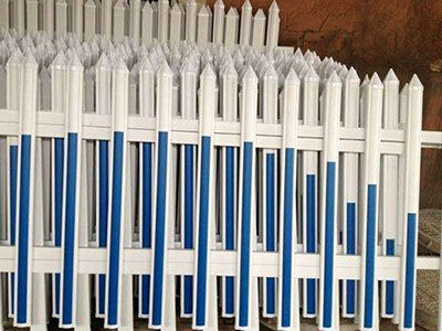 PVC 44mm*70mm покрыл загородку металла придает квадратную форму усовику берега р