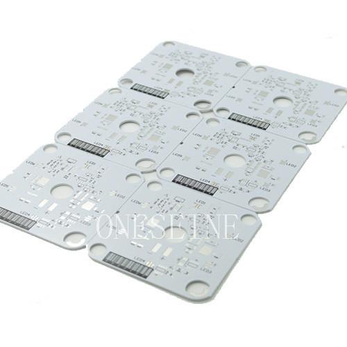 Bergquist Aluminum MCPCB Board for LED Lighting 0.1mm Line Width
