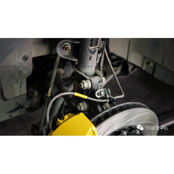 Front Big Brake Kit 6 Piston Caliper With 355x32mm Rotor BBK Auto Brake System For Geely Boyue 18 Inch Car Rim