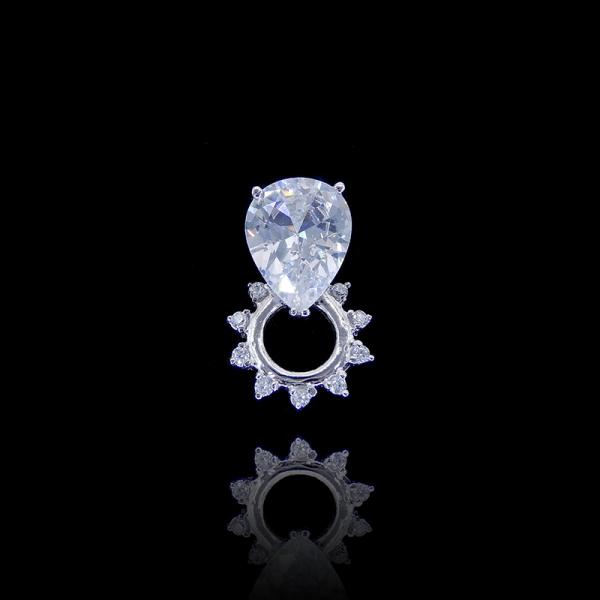 Шарм ожерелья кубического Зирконя стерлингового серебра круглый привесной для дамы Ювелирных изделий