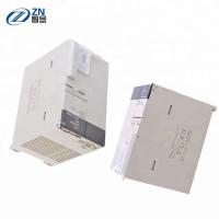le PLC blanc d'Omron de couleur dactylographie au module CS1D-CPU65S d'unité centrale de traitement le port sélectionnable