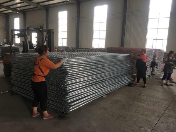 chain link temporary construction fence panels 6FT X 10F Mesh 2 3/8  x 2 3/8 ( 60mm x 60mm ) x 12 gauge wire